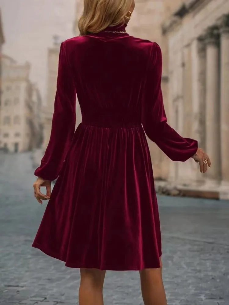 Stylish women's velvet dress | Perfect for spring and summer