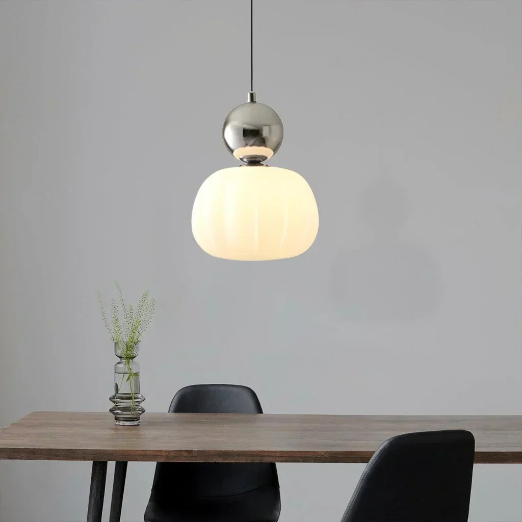 Myna Pendelleuchte – Elegante Beleuchtung für moderne Innenräume