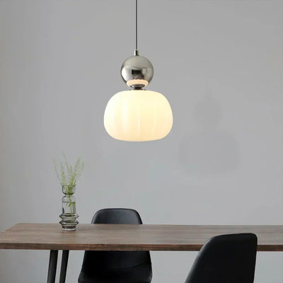 Myna Pendelleuchte – Elegante Beleuchtung für moderne Innenräume