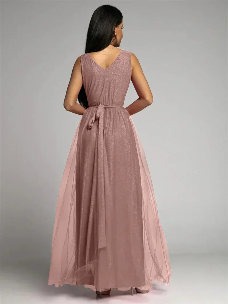 Elisa | Abendkleid mit Netzdetails und hohem Schlitz