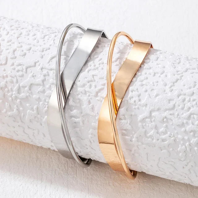 Jana - Pulsera dorada combinable