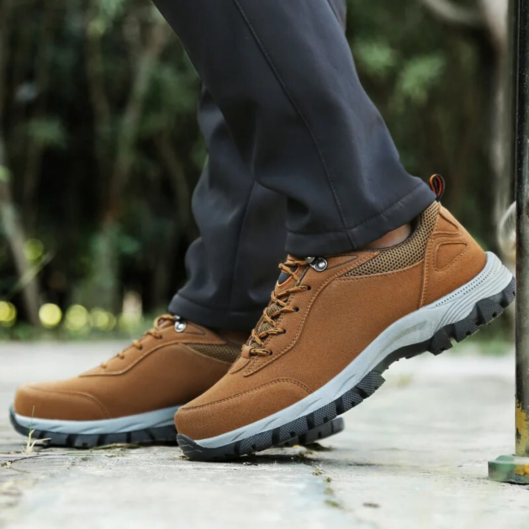 Scarpe da trekking impermeabili per uomo