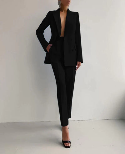 Zweiteiliges Damenset mit Blazer und schmal geschnittener Hose