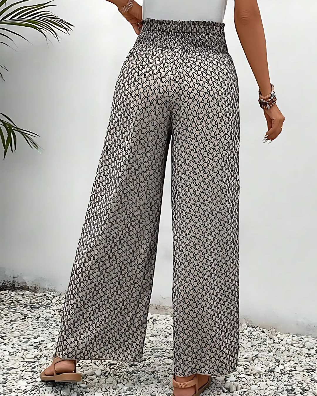 Damen-Sommerhosen mit geometrischem Print