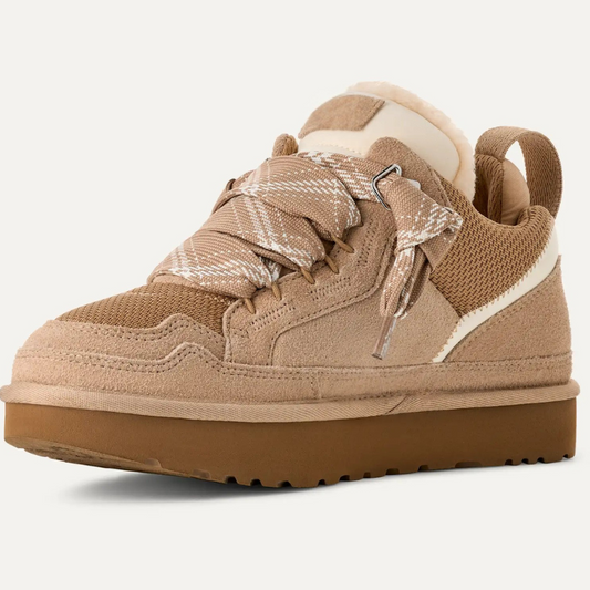 Gefütterte Winter-Sneaker aus Veloursleder mit Plateau