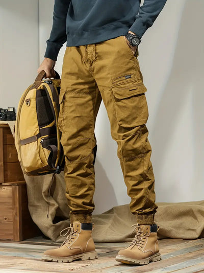 Robuste Herren Cargohose mit mehreren Taschen - lässige Outdoor-Hose