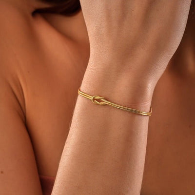 Livia - Liebesknoten-Armband