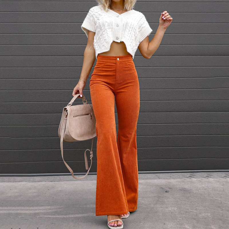 Schlaghose im Vogue-Stil