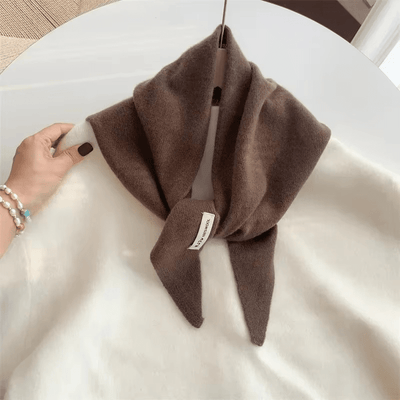 CosyWrap - Gestrickter Dreiecksschal aus Nischenwolle für Frauen, als Halstuch oder warmer Schal
