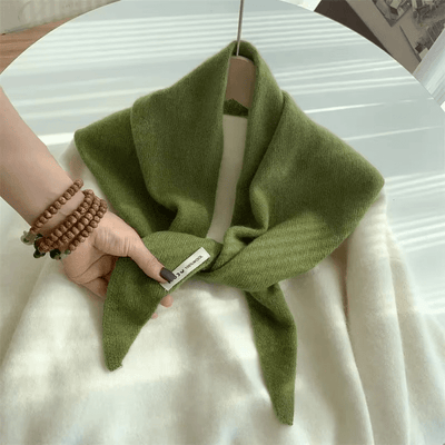 CosyWrap - Gestrickter Dreiecksschal aus Nischenwolle für Frauen, als Halstuch oder warmer Schal