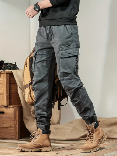 Robuste Herren Cargohose mit mehreren Taschen - lässige Outdoor-Hose