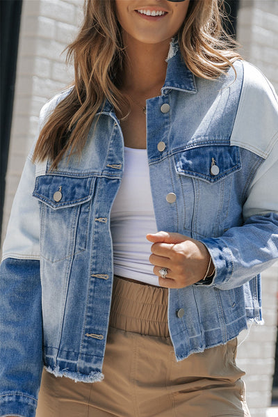 Stylische Jeansjacke mit Patchwork und ausgefranstem Saum - Damen