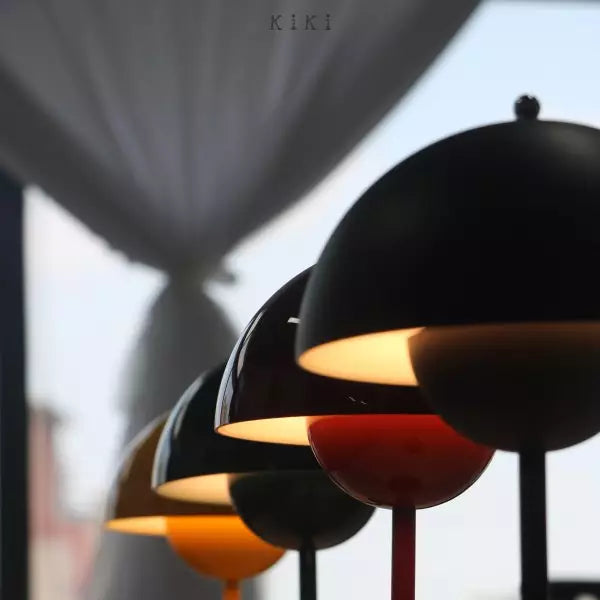 Prenosná stolná lampa Flowerpot VP9