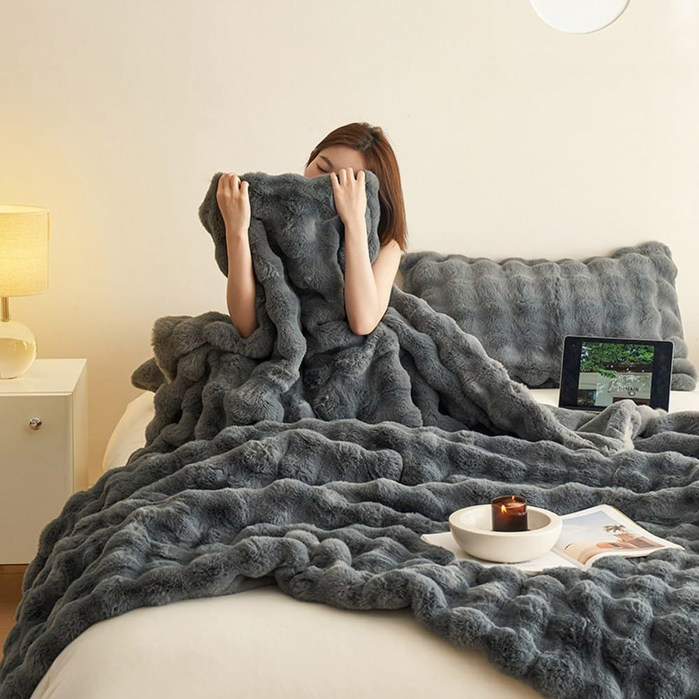 Mäkká fleecová deka, teplá a obojstranná