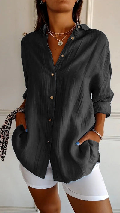 Leichtes Damenhemd mit Button-down-Verschluss