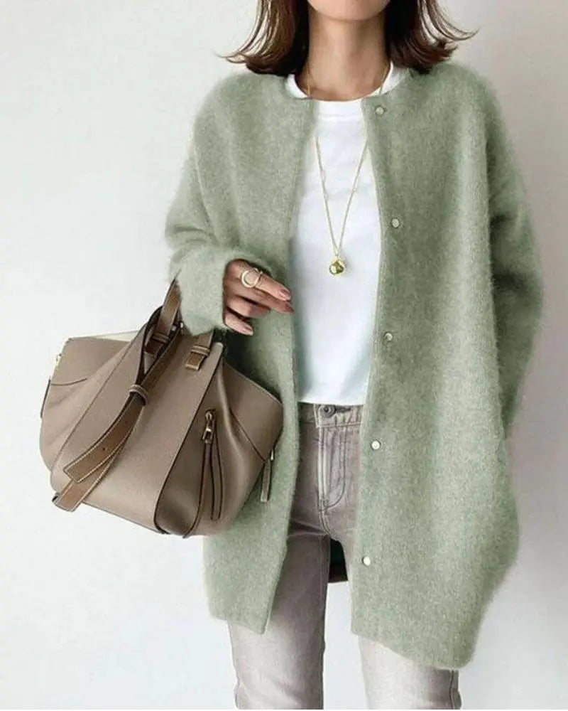 Schicke Strickjacke aus Wolle und Mohair für Herbst und Winter - Damen