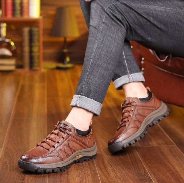 ORTHOPÄDISCHE LEDERSCHUHE FÜR MÄNNER