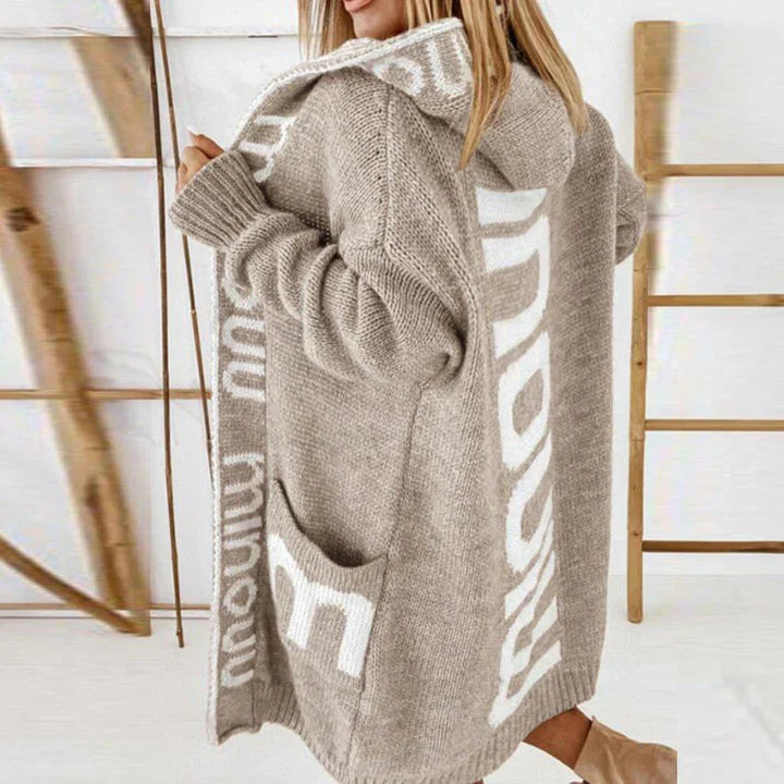 Olivia Cozy Damenstrickjacke - für einen komfortablen und trendigen Look