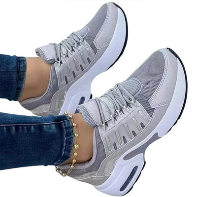Rutschfeste orthopädische Schuhe zur Unterstützung des Fußgewölbes