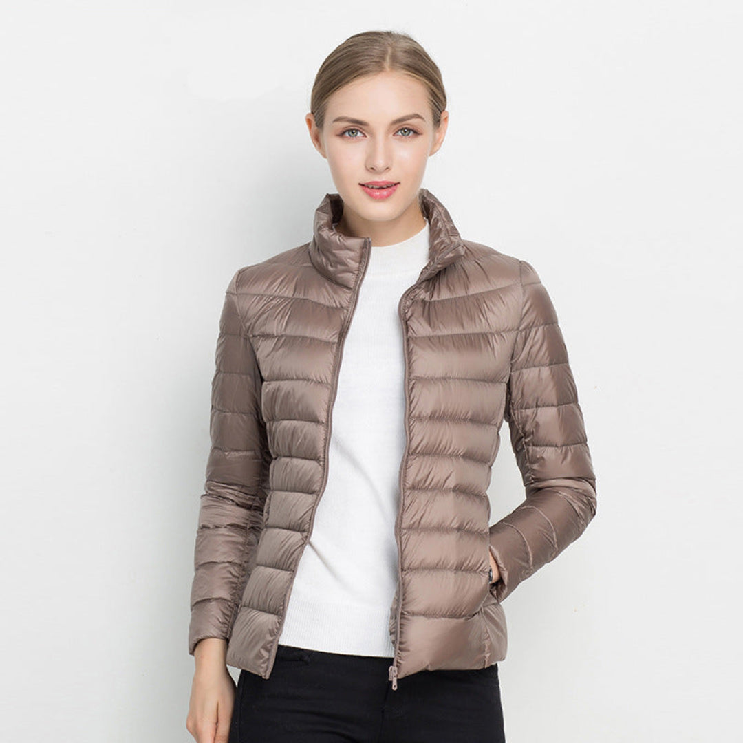 Warm lightweight women's down jacket with slim fit | Short winter jacket