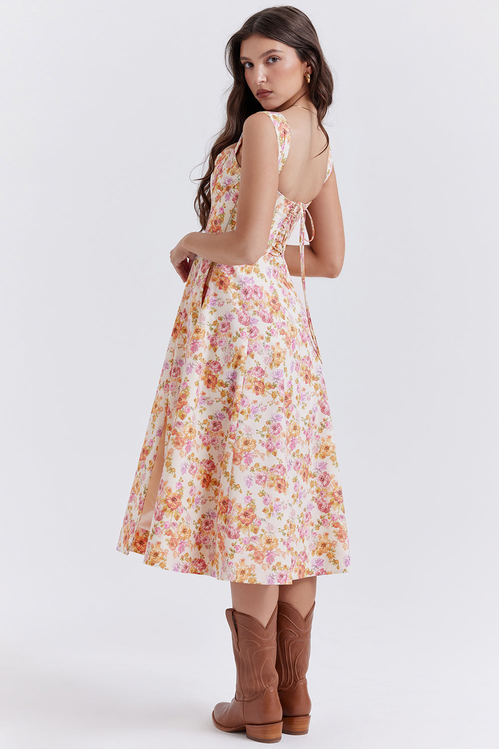 Vestido midi de verano con estampado floral