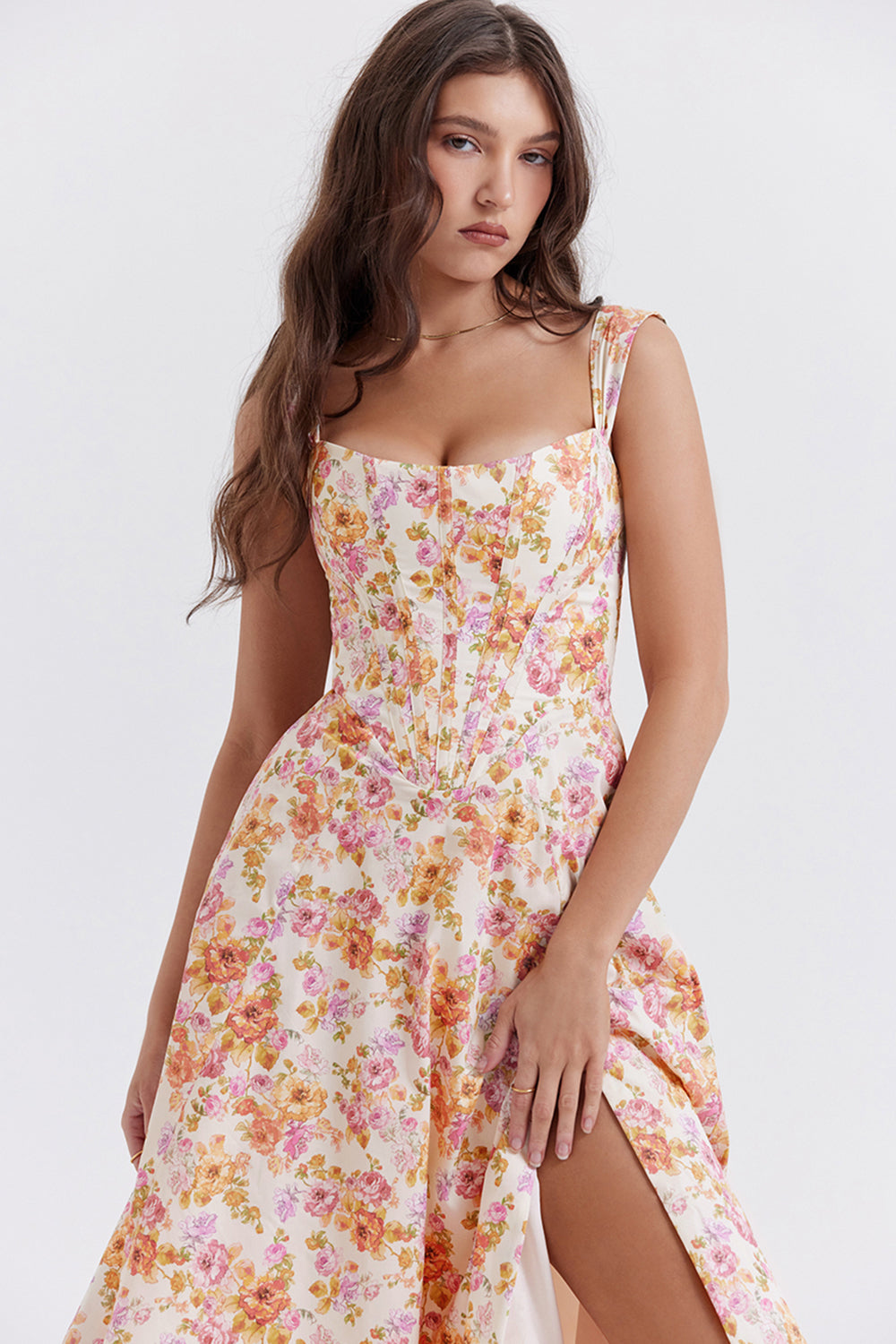 Vestido midi de verano con estampado floral