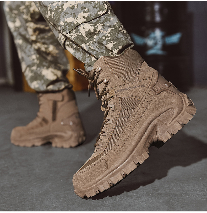 Coole militärische Winterstiefel
