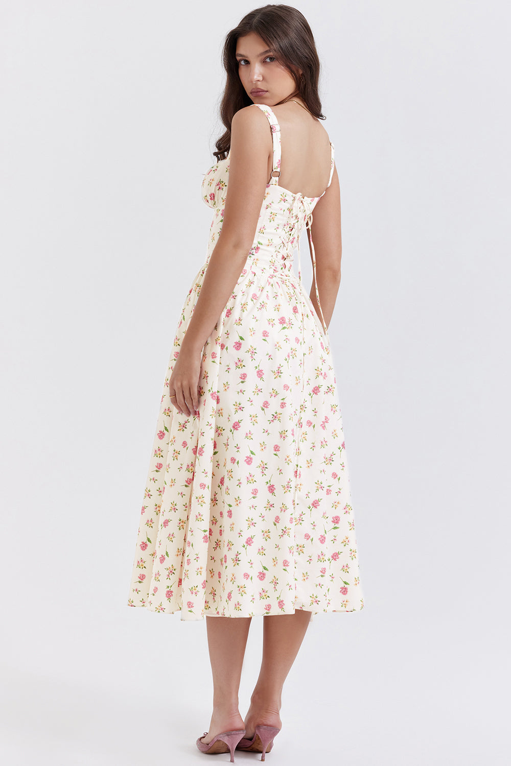Vestido midi de verano con estampado floral