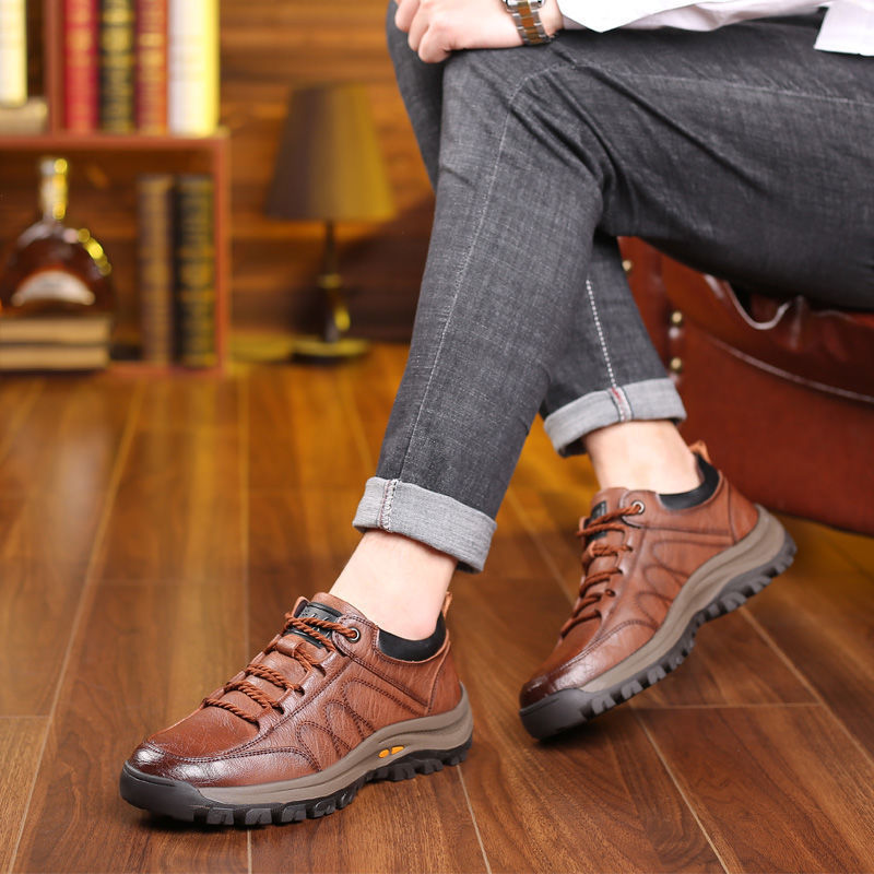Zapatos ortopédicos transpirables de piel para hombre.